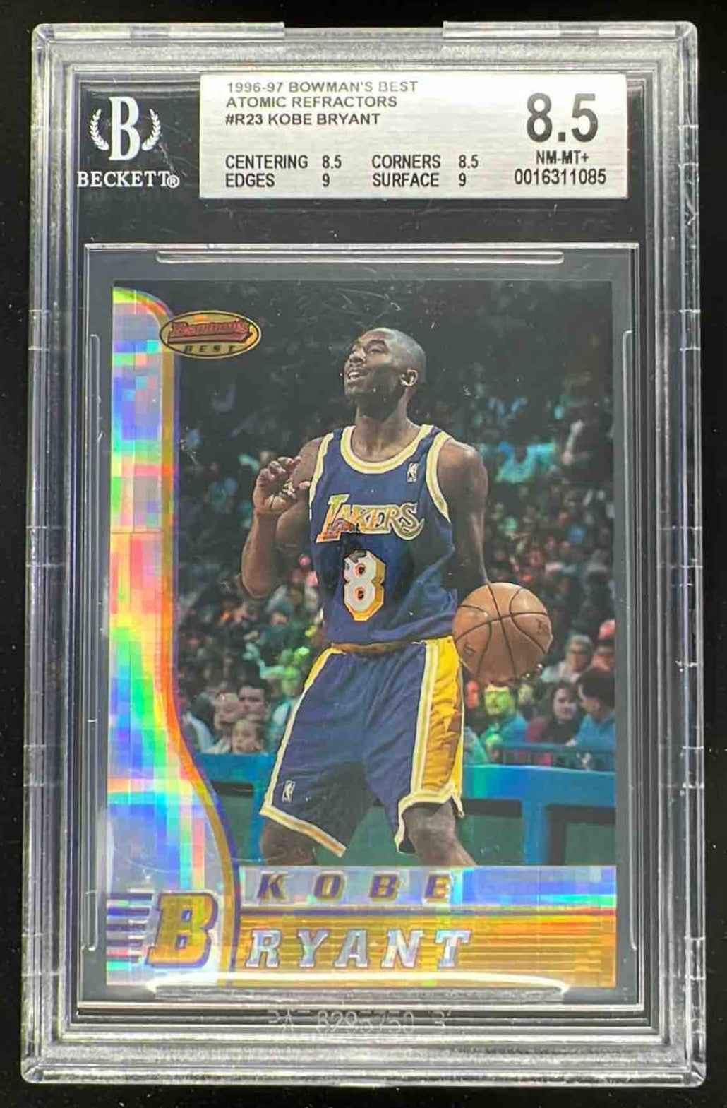 1996-97 Bowman 's Best Atomic Refractors #R23 Kobe Bryant RC BGS