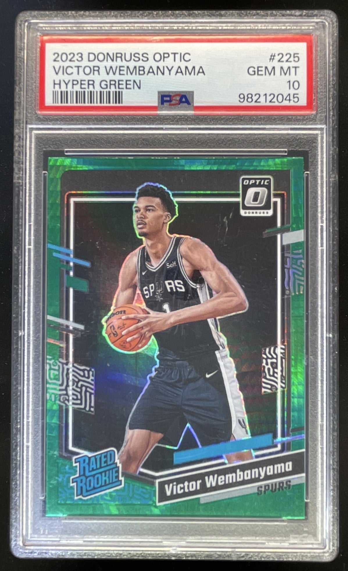 2023-24 Donruss Optic Hyper Green Prizm #225 Victor Wembanyama RC