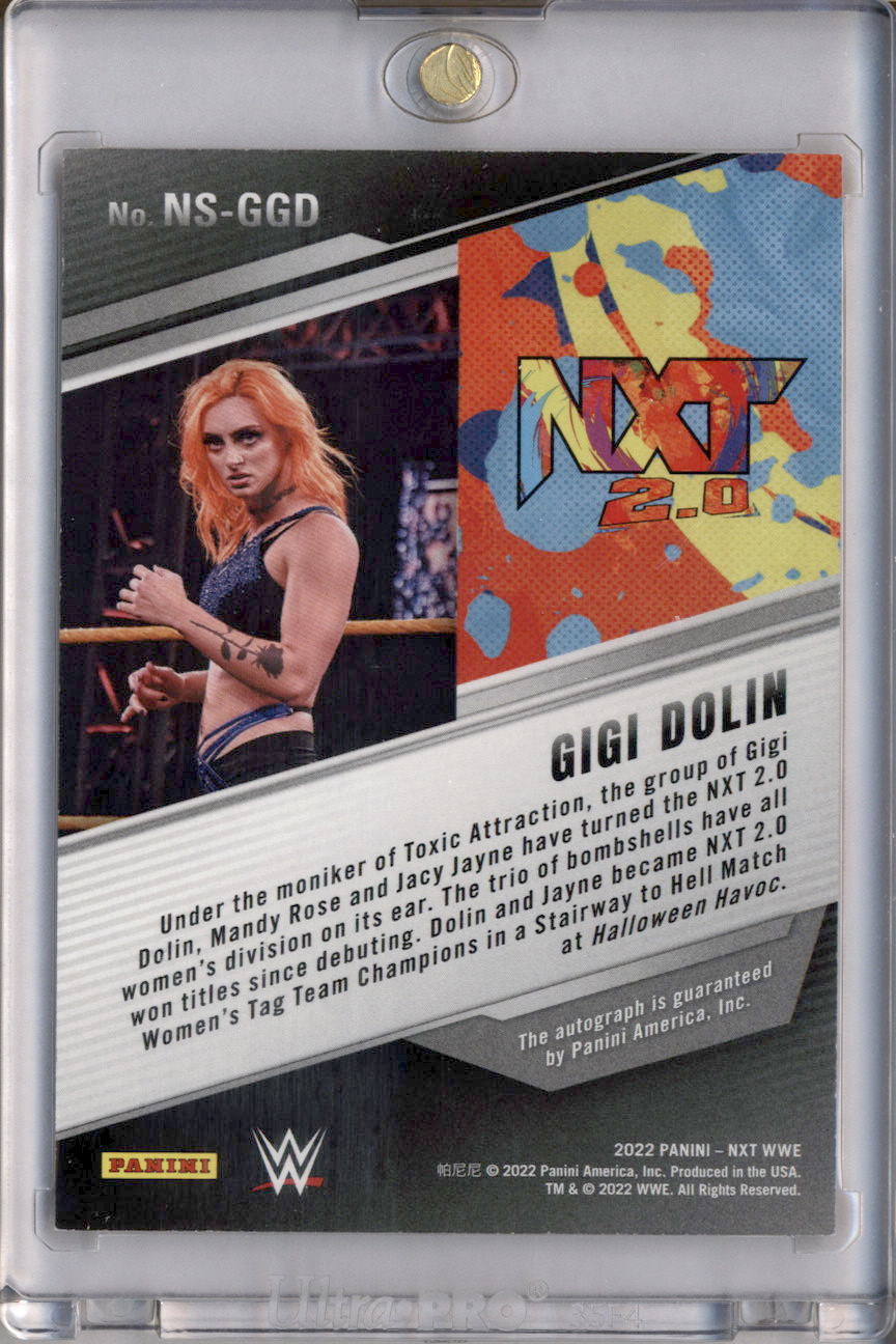 2022 Panini WWE NXT Signatures Gold #NSGGD Gigi Dolin Autograph