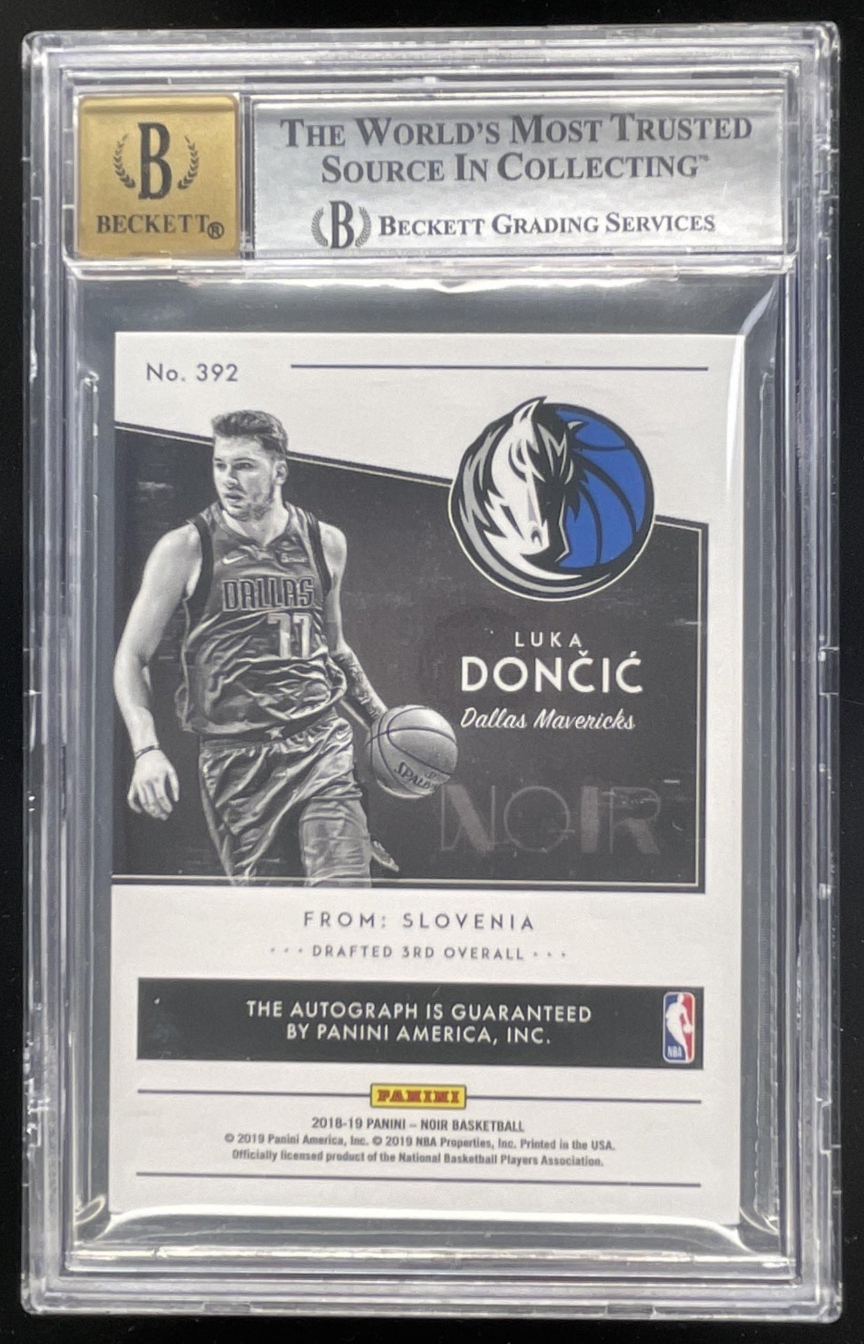 2018-19 Panini Noir #392 Luka Doncic Autograph RC Auto /99 BGS 9