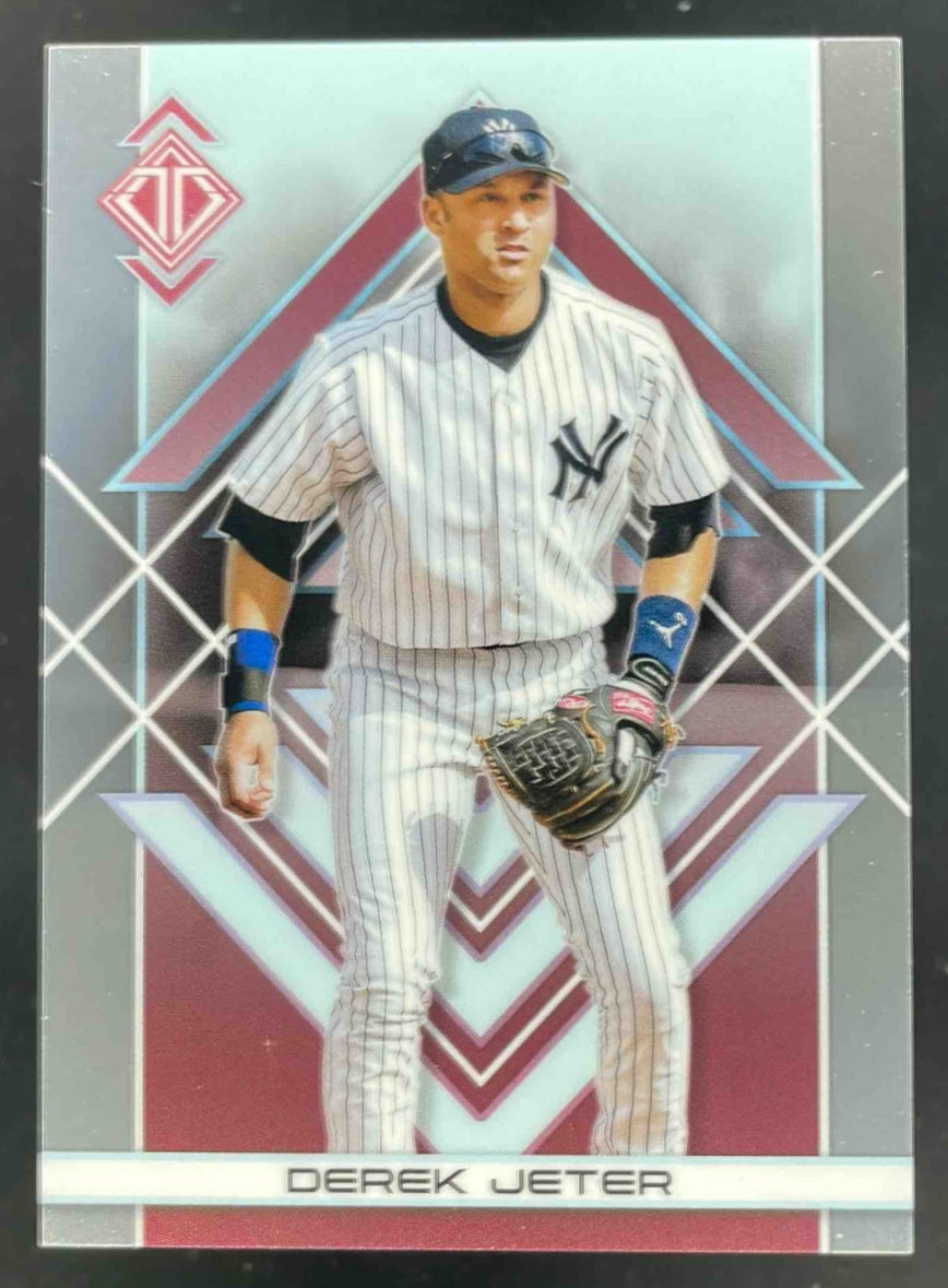 2025 Topps Transcendent Collection Transcendent Icons Chrome #2