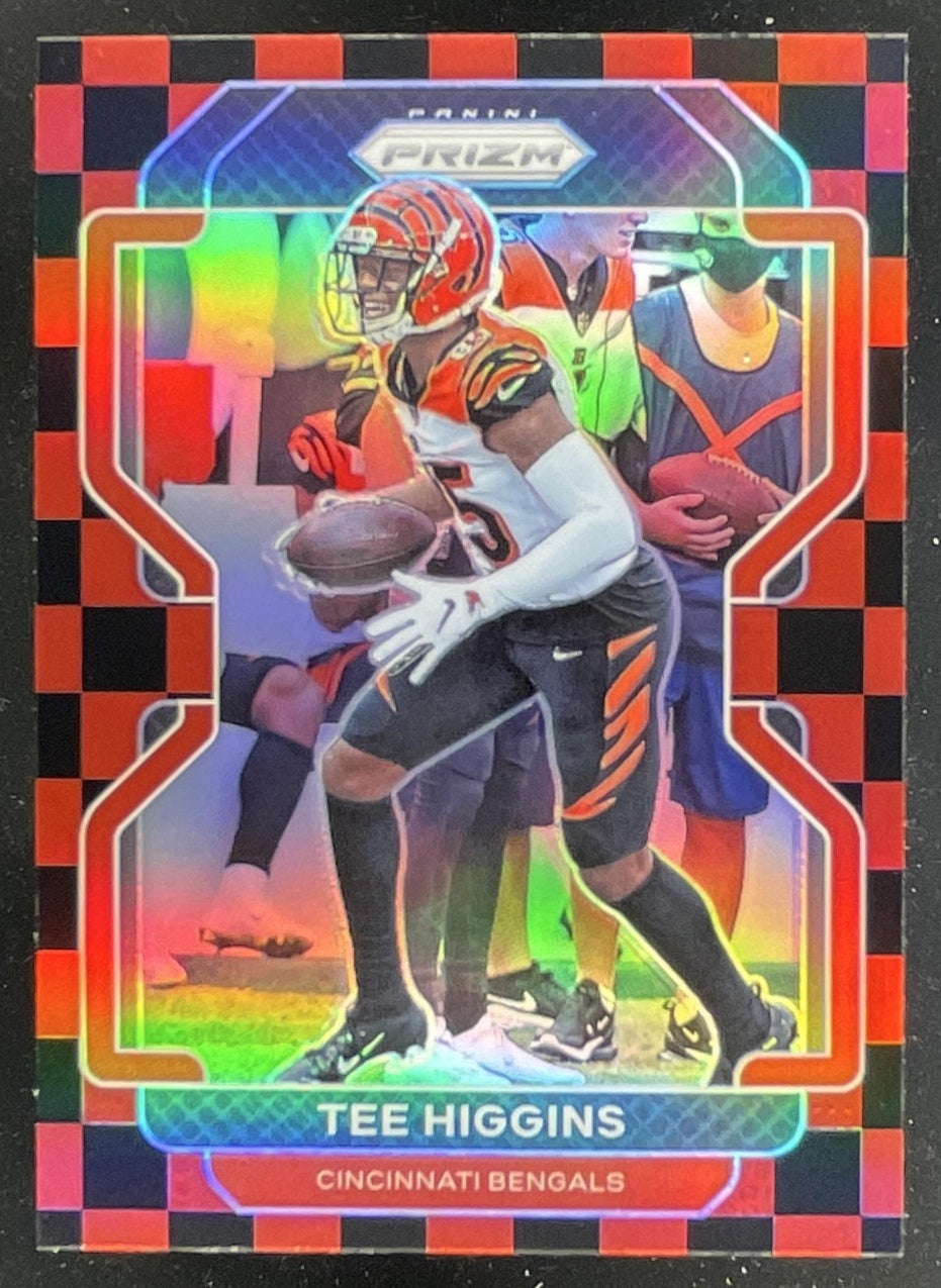 2021 Panini Prizm Black and Red Checker #271 Tee Higgins – Burbank