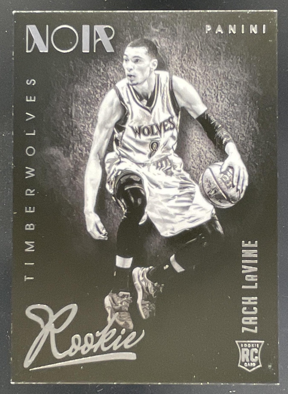 【357】 NBA カード Zach LaVine RC Noir 99シリ 2014-15 Panini Noir #100 Zach LaVine RC /99 – Burbank Cards