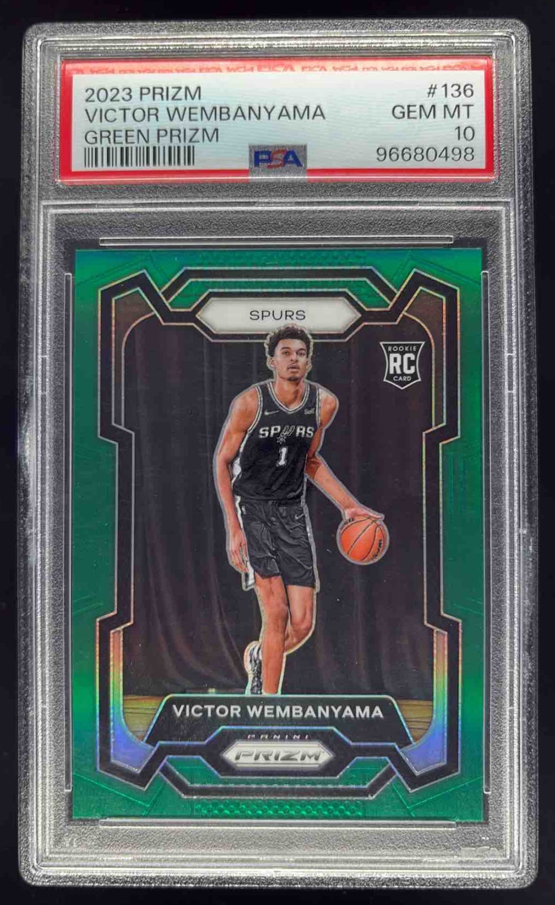 2023-24 Panini Prizm Prizms Green #136 Victor Wembanyama RC