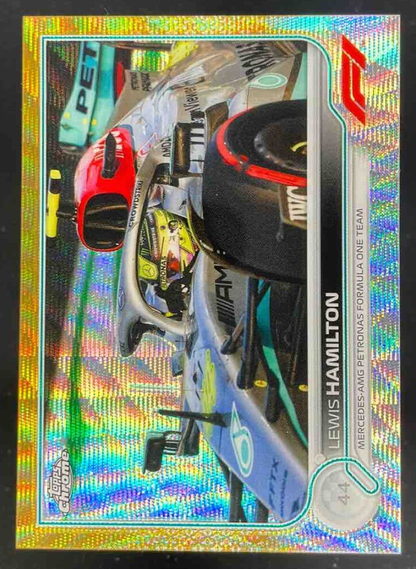 2022 Topps Chrome Formula 1 Gold Wave Refractor #7 Lewis Hamilton